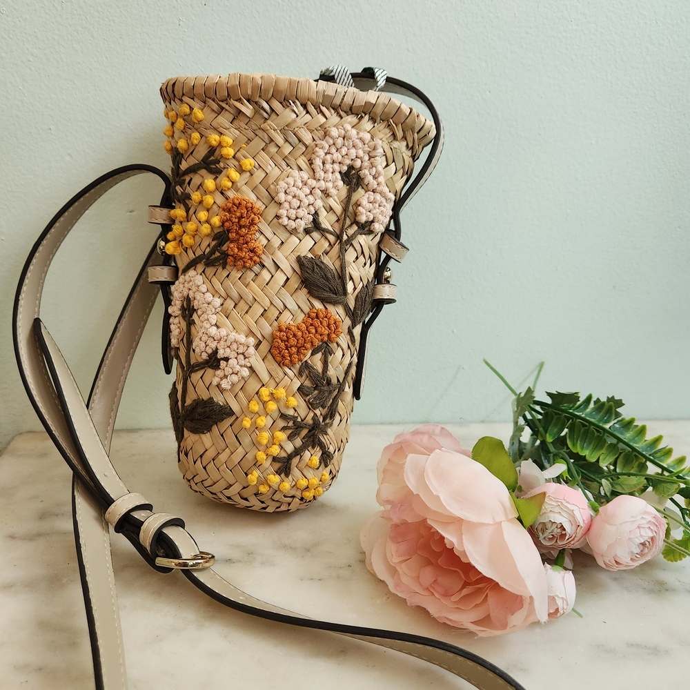 Zara Woven‎ Straw Crossbody Mini Bag Floral Embroidery Wild Flower Raffia Purse